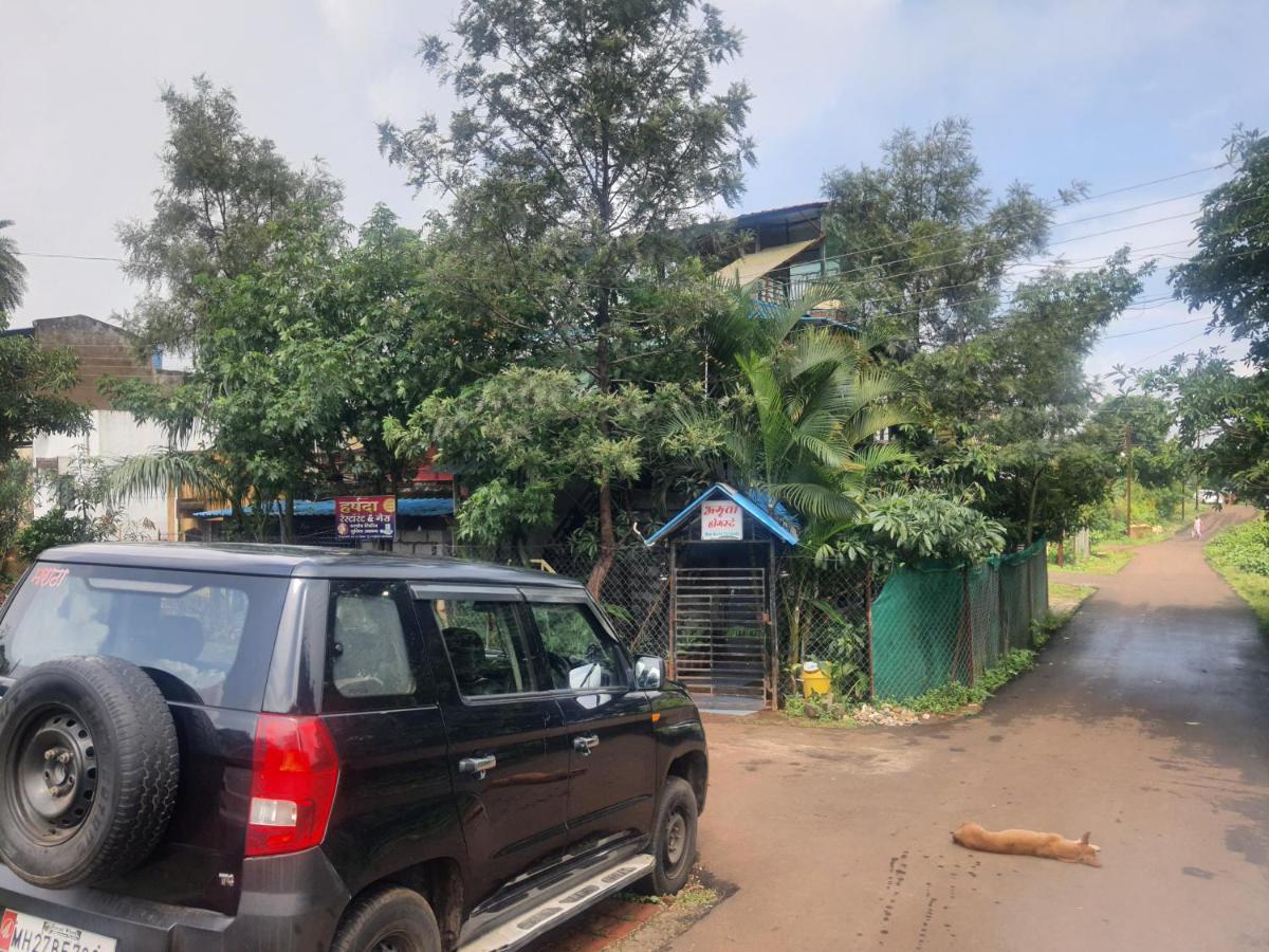 Amruta Homestays Chikhaldara Exterior foto